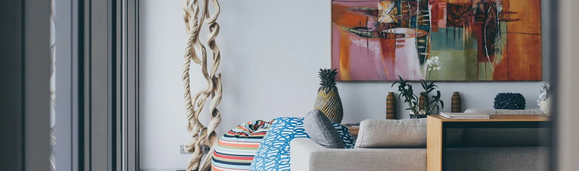 Биофильный дизайн: растения и искусство для свежего интерьера весной