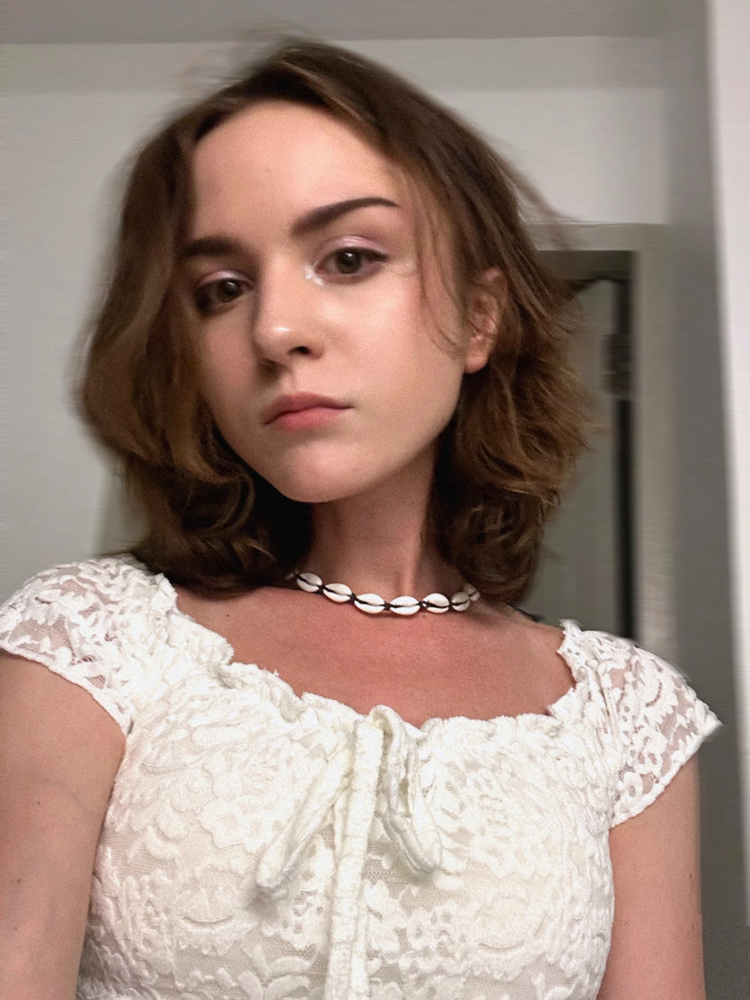 «Быть чувствительным в жестоком мире не стыдно»: интервью с художницей Евой Гец