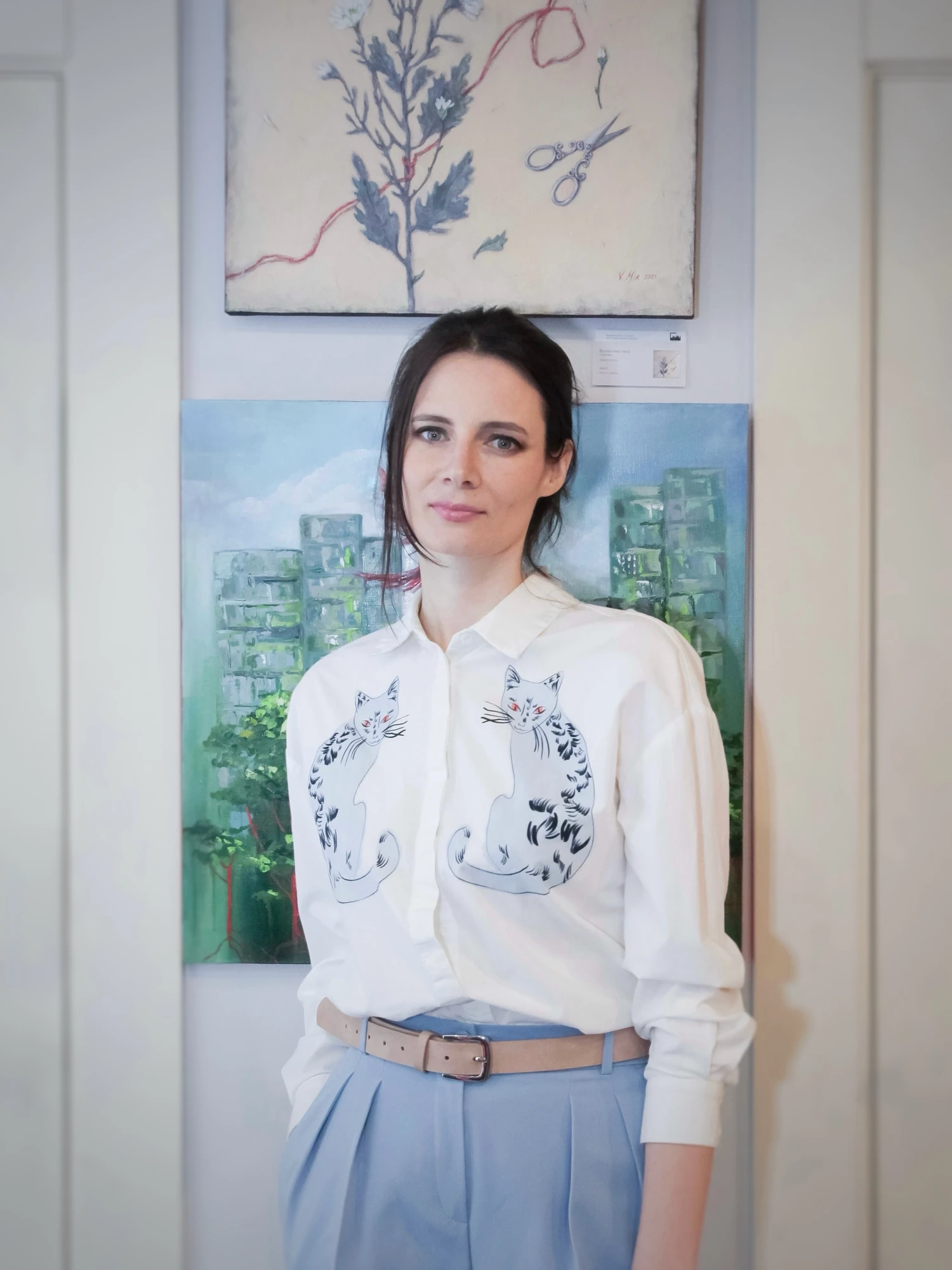 «Хочется создавать актуальное, красивое, терапевтическое, вдохновляющее и трогающее искусство»: интервью с художницей Валентиной Мир