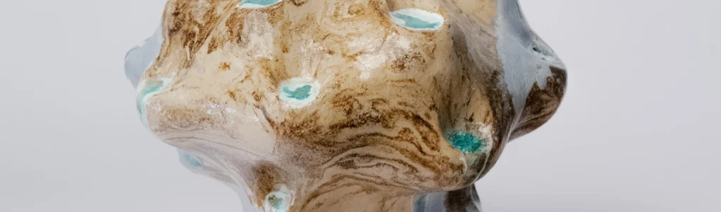 Почему ручная работа в дизайне снова ценится выше массового производства?